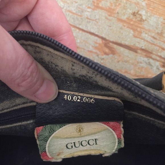 SOLD Vintage Gucci Boston Bag - Picture 6 of 8